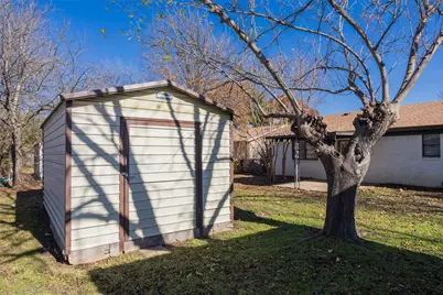 708 Meadowlark Circle, Crowley, TX 76036 - Photo 4