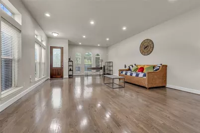 2407 Knight Street, Dallas, TX 75219 - Photo 14