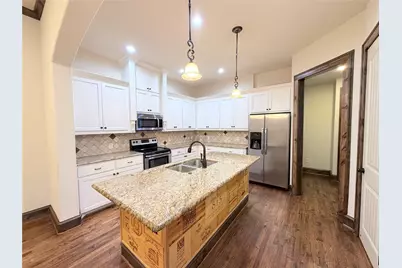 11351 Hilltop Road #105, Argyle, TX 76226 - Photo 8