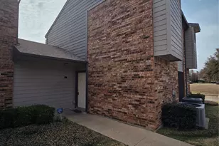 6006 Marvin Loving Dr, Garland, TX 75043 - Photo 2