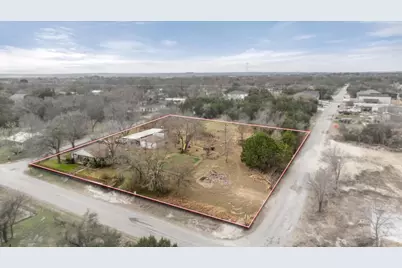 2708 Cedarhill Street, Granbury, TX 76048 - Photo 24