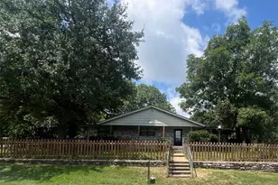 2708 Cedarhill St, Granbury, TX 76048 - Photo 1