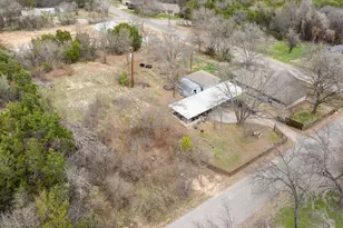 2708 Cedarhill St, Granbury, TX 76048 - Photo 28