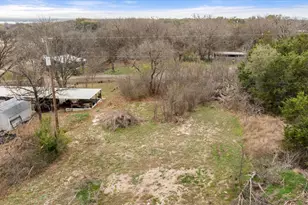 2708 Cedarhill St, Granbury, TX 76048 - Photo 22