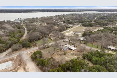 2708 Cedarhill Street, Granbury, TX 76048 - Photo 34