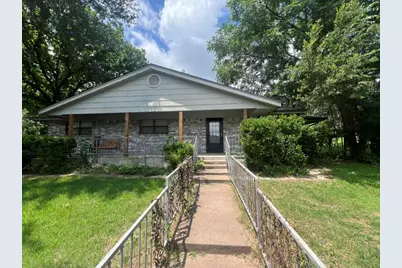 2708 Cedarhill Street, Granbury, TX 76048 - Photo 32