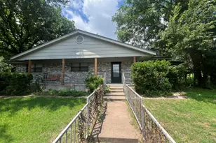 2708 Cedarhill St, Granbury, TX 76048 - Photo 32