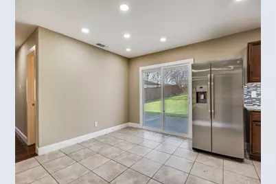 8911 Angleton Place, Dallas, TX 75243 - Photo 4