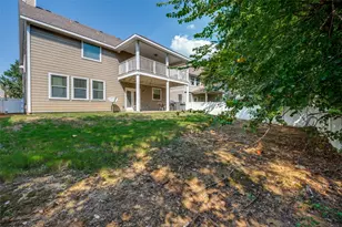 9812 Marthas Vineyard Cir, Providence Village, TX 76227 - Photo 24