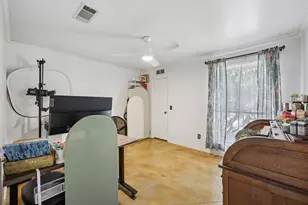 10202 Chisholm Trail, Dallas, TX 75243 - Photo 18