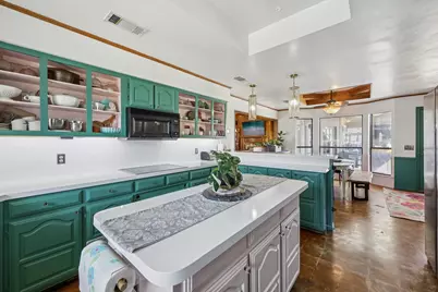 10202 Chisholm Trail, Dallas, TX 75243 - Photo 16