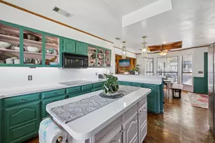 10202 Chisholm Trail, Dallas, TX 75243 - Photo 16