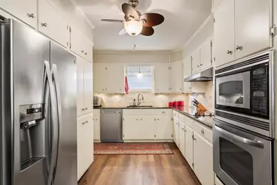 416 Whitehall Drive, Woodway, TX 76712 - Photo 12