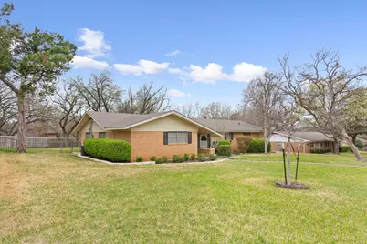 416 Whitehall Drive, Woodway, TX 76712 - Photo 2