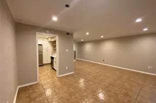 6 1 Main Pl, Benbrook, TX 76126 - Photo 6