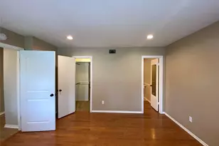 6 1 Main Pl, Benbrook, TX 76126 - Photo 12