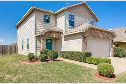 10540 Flagstaff Run, Fort Worth, TX 76140 - Photo 2