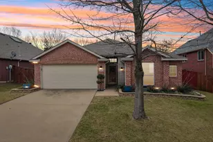 7038 Panavision Trail, Dallas, TX 75249 - Photo 36