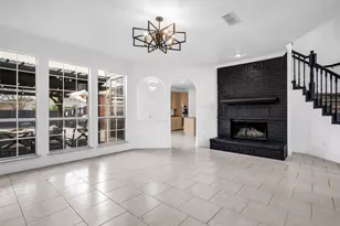 2913 Spartacus Dr, Grand Prairie, TX 75052 - Photo 8