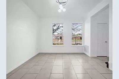 2913 Spartacus Drive, Grand Prairie, TX 75052 - Photo 16