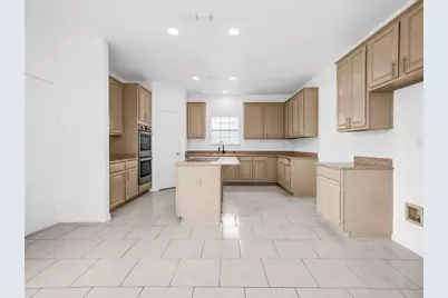 2913 Spartacus Drive, Grand Prairie, TX 75052 - Photo 10