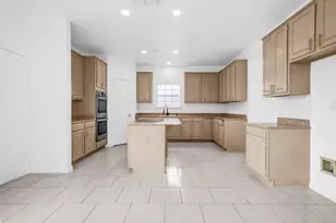 2913 Spartacus Dr, Grand Prairie, TX 75052 - Photo 10