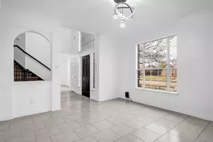 2913 Spartacus Dr, Grand Prairie, TX 75052 - Photo 6