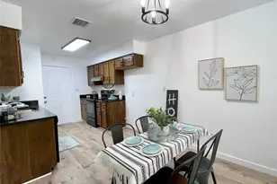 6201 Big Springs Dr, Arlington, TX 76001 - Photo 12