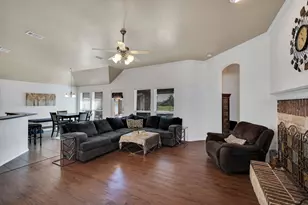 160 Berkshire Ln, Waxahachie, TX 75165 - Photo 8