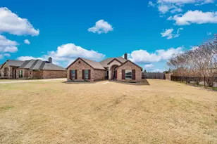 160 Berkshire Ln, Waxahachie, TX 75165 - Photo 6