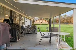 50 County Rd 35930, Powderly, TX 75473 - Photo 18