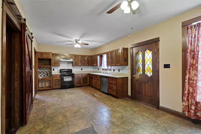 401 W Maple Street, Whitewright, TX 75491 - Photo 14