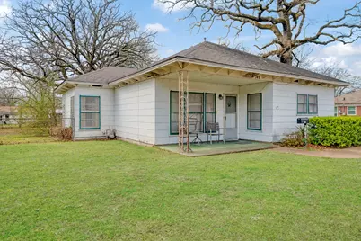 149 30th Street NW, Paris, TX 75460 - Photo 1