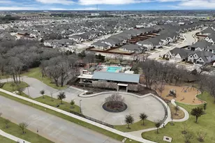 9528 Oxbow Ln, Little Elm, TX 75068 - Photo 20