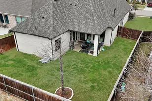 9528 Oxbow Ln, Little Elm, TX 75068 - Photo 18