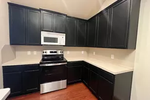 621 Crystal Falls Dr, McKinney, TX 75071 - Photo 4