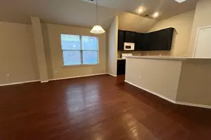 621 Crystal Falls Dr, McKinney, TX 75071 - Photo 8