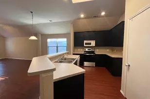 621 Crystal Falls Dr, McKinney, TX 75071 - Photo 6