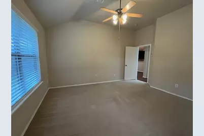 621 Crystal Falls Drive, McKinney, TX 75071 - Photo 10