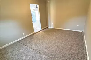 7005 Greenview Cir N, Fort Worth, TX 76120 - Photo 4