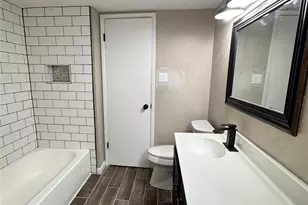 7005 Greenview Cir N, Fort Worth, TX 76120 - Photo 10