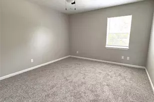 7005 Greenview Cir N, Fort Worth, TX 76120 - Photo 14