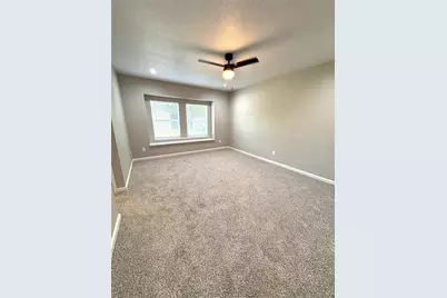 7005 Greenview Circle N, Fort Worth, TX 76120 - Photo 12