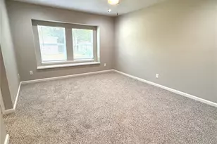 7005 Greenview Cir N, Fort Worth, TX 76120 - Photo 12