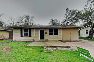 2815 Ash Park Dr, Richland Hills, TX 76118 - Photo 1