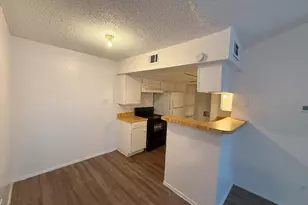 7152 Fair Oaks Ave, Dallas, TX 75231 - Photo 2