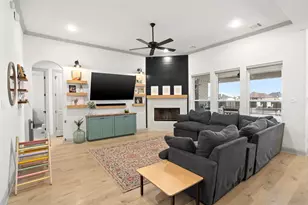 341 Hero Ct, Waxahachie, TX 75167 - Photo 8