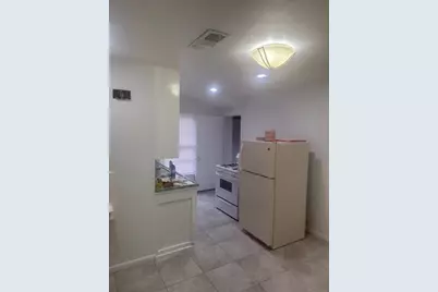 2702 Wayside Avenue, Fort Worth, TX 76110 - Photo 2