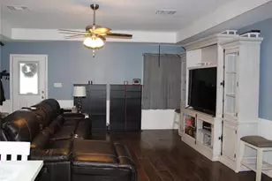 402 Cleveland St, Bailey, TX 75452 - Photo 4