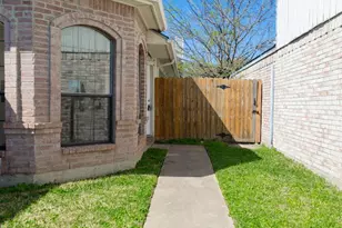 5209 Wyndham Ct, Garland, TX 75043 - Photo 4